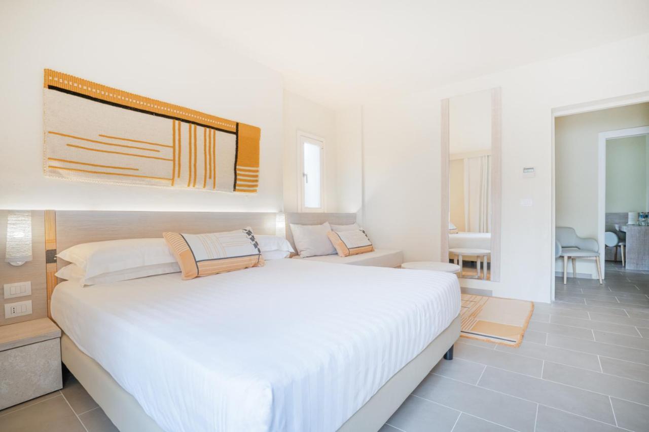 Felix Hotels - Hotel La Coluccia Santa Teresa Gallura Eksteriør bilde